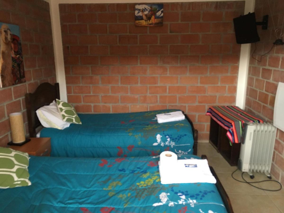 Hostal Vientos Del Altiplano Putre Luaran gambar